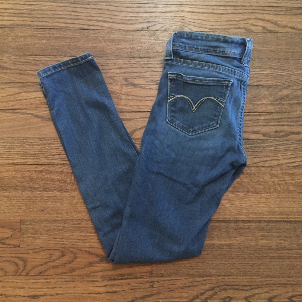 Levi’s Demi Curve Low Rise skinny jeans